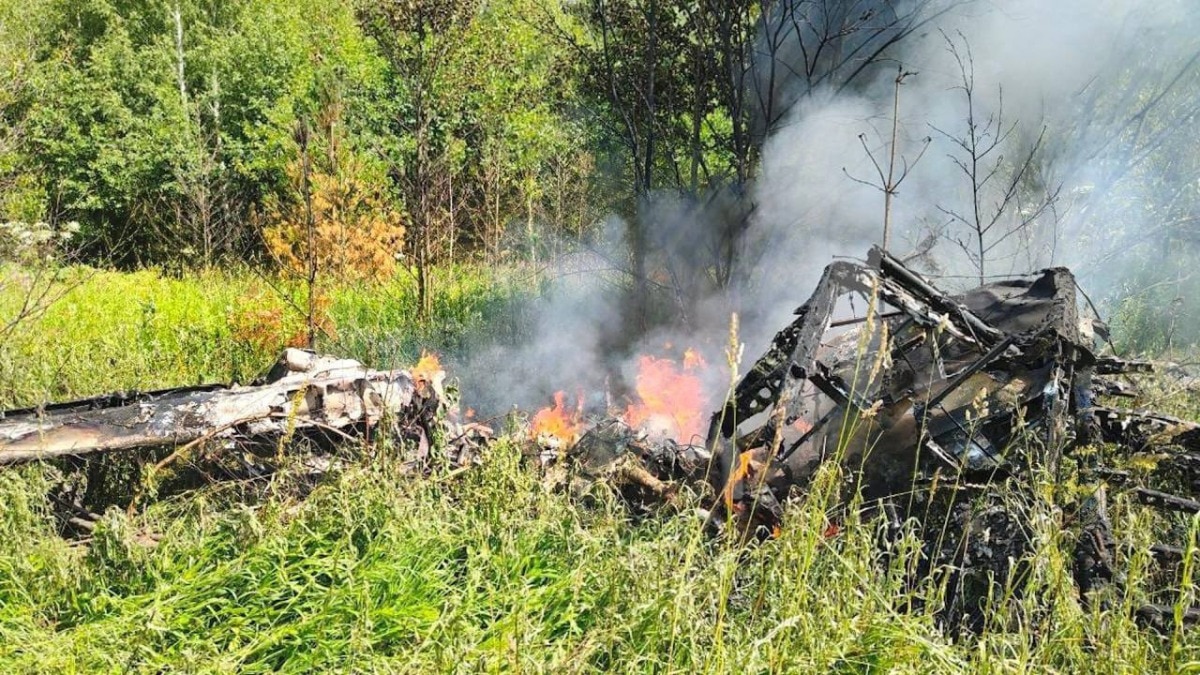 Plane Carrying Nearly 50 Crashes in Russia’s Far East