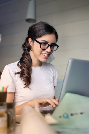 photo-of-woman-using-her-laptop-935756.jpg photo-of-woman-using-her-laptop-935756.jpg